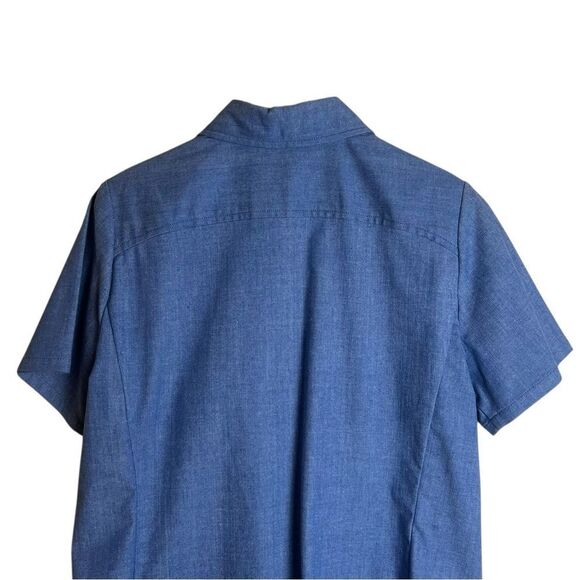 3 for $30! Haggar denim short sleeve shirt. Size medium - Picture 5 of 7